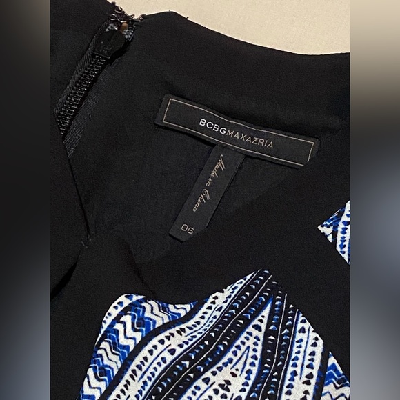 Stunning BCBGMaxAzria dress - Picture 5 of 11